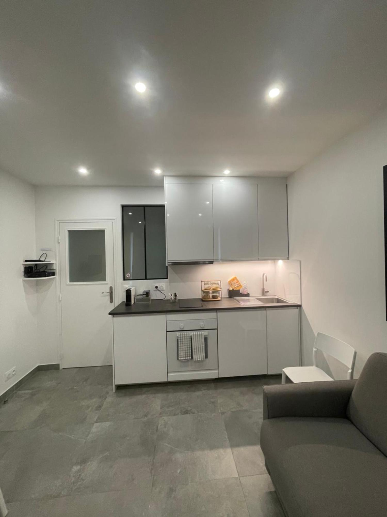 Appartement Chez les artistes de Ménilmontant à Paris Extérieur photo